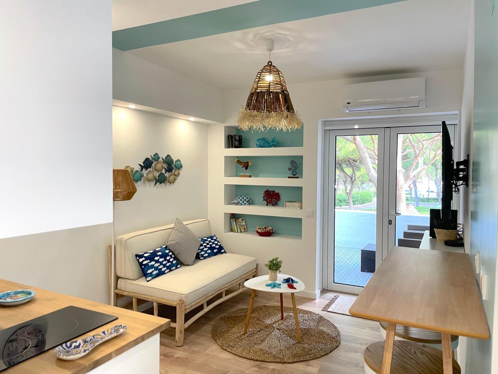 Homes Falesia Cozy With Terrace & 2 Swimming Pools
